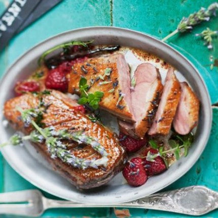 Magret de Canard aux fraises de Carpentras